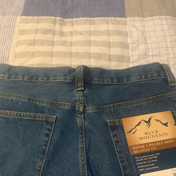 BLUE MOUNTAIN DEMIN 5-POCKET RELAXED FIT JEANS: 34. X. 34. NWT - Picture 9 of 9